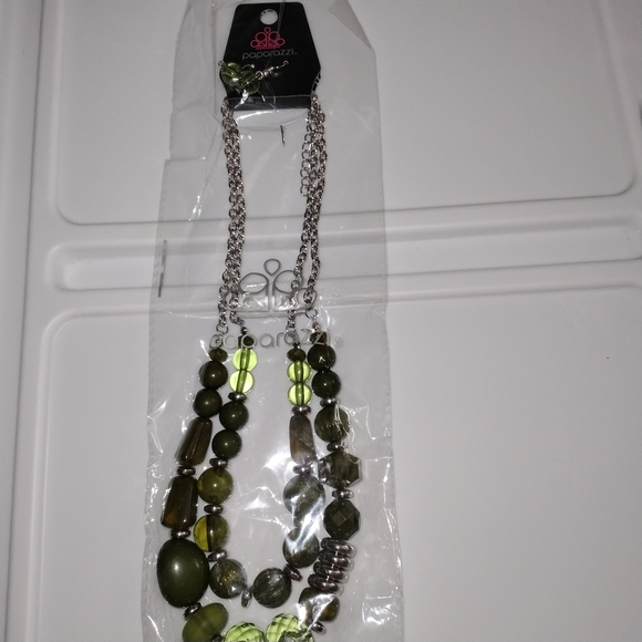 Pina Colada Paradise Green Necklace & Earrings - Picture 6 of 8